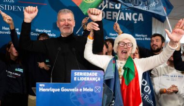 É "inaceitável" o que se passa na Saúde: Seguro diz que é capaz de dar "vários murros na mesa", Mendes defende mudanças de gestão - Expresso