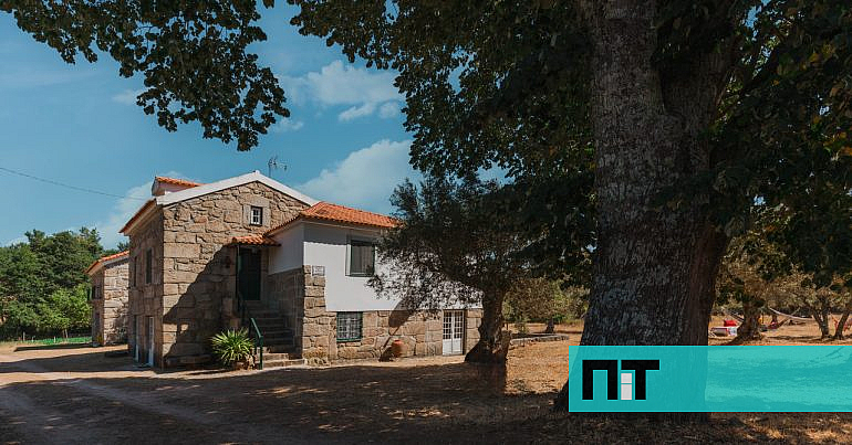 Tomás transformou a quinta dos avós num refúgio com jacuzzi ao ar livre na Serra da Estrela — NiT