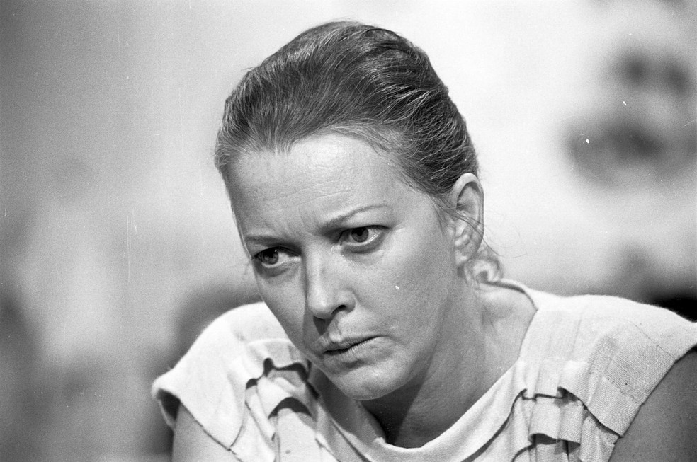 A atriz Lílian Lemmertz protagonizou a primeira Helena de Manoel Carlos, em Baila Comigo (1981) — Foto: Acervo/TV Globo