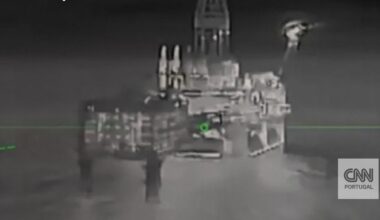 Ucrânia atinge plataformas petrolíferas russas no Mar Cáspio "usadas para abastecer" o exército de Moscovo