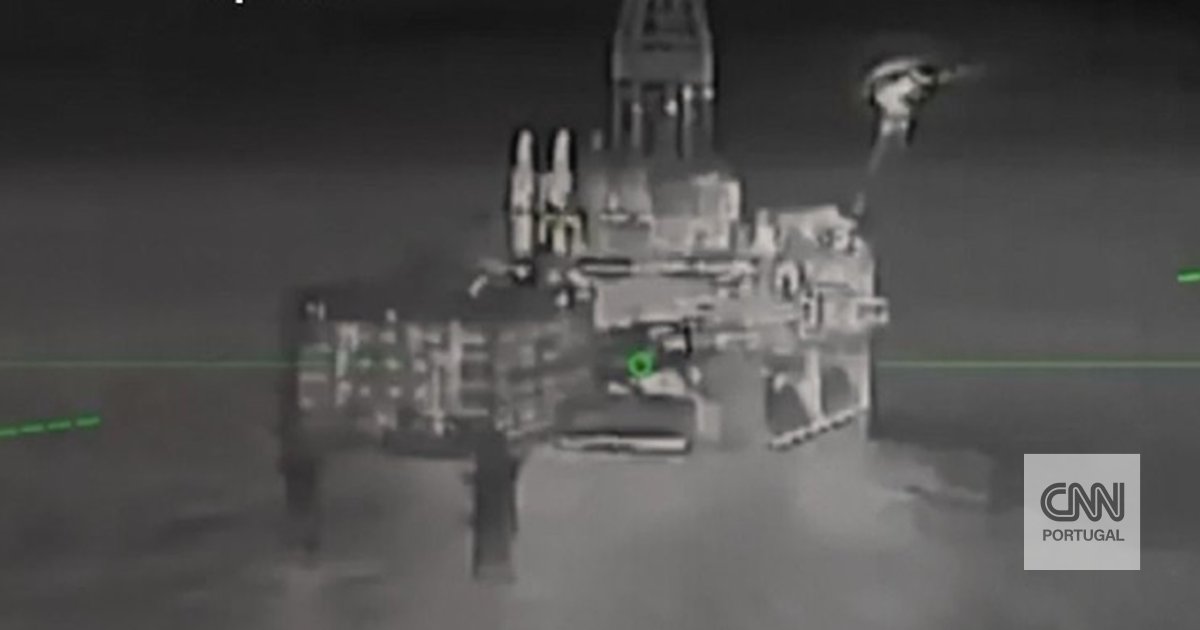 Ucrânia atinge plataformas petrolíferas russas no Mar Cáspio "usadas para abastecer" o exército de Moscovo