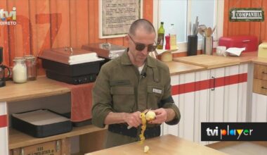 Entre cantorias e monólogos: Filipe Delgado reflete o quão positivo está a ser a 1ª Companhia - TVI Player