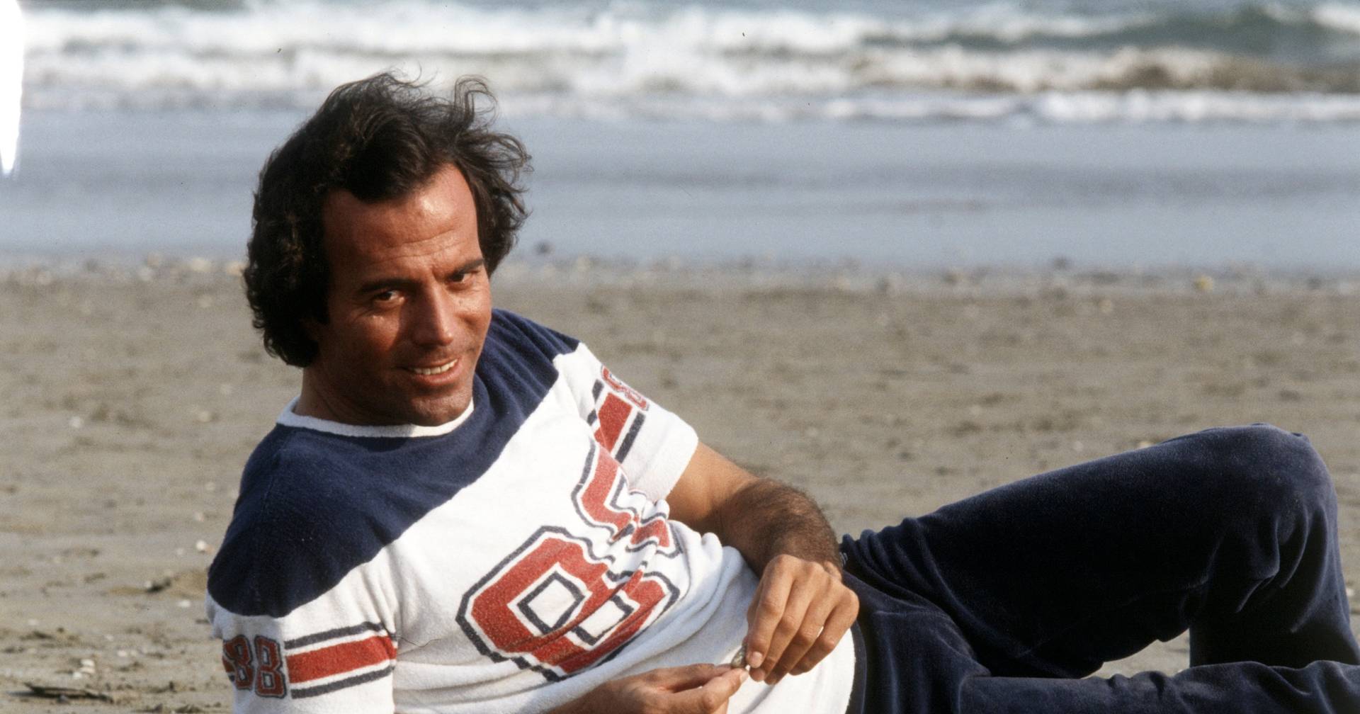 Julio Iglesias: acusações de assédio sexual abalam lenda da canção espanhola