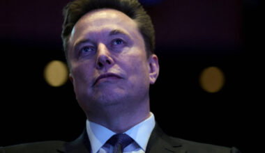 Grok: Musk diz que não sabia gera imagens sexuais - 14/01/2026 - Tec