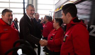 Almirante contra três: “cinismo” de PS e PSD alimentam “populismo” de Ventura