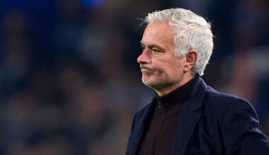 José Mourinho: “Estavam jogadores de um metro e meio a marcar gigantes”