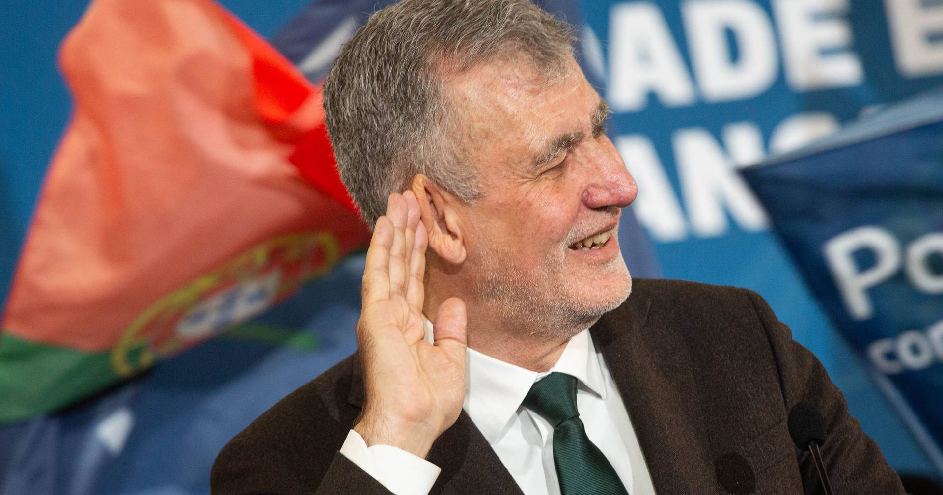 Almirante tenta pescar voto útil no tanque de Ventura e não vai fundar um partido, mas promete ter "voz" na sociedade