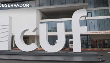 CUF. Mulher dá à luz em casa de banho e deixa feto na sanita – Observador