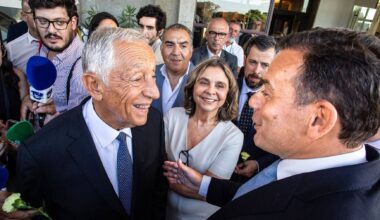 Decreto que muda regras para médicos tarefeiros adiado para pós-presidenciais