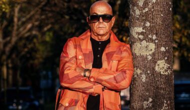 Pedro Abrunhosa ao 9º álbum: “A poesia é a vida. O resto é comprar um par de sapatos, andar de autocarro, ir para a fila do supermercado”