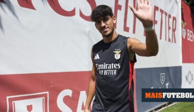 Benfica: João Veloso operado a lesão no ombro direito