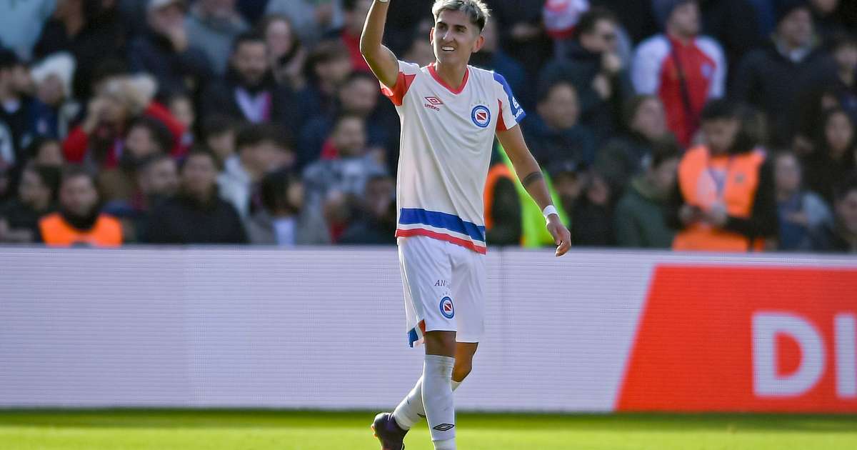 Maestro argentino é alvo de Atlético e Cruzeiro no mercado, diz jornalista