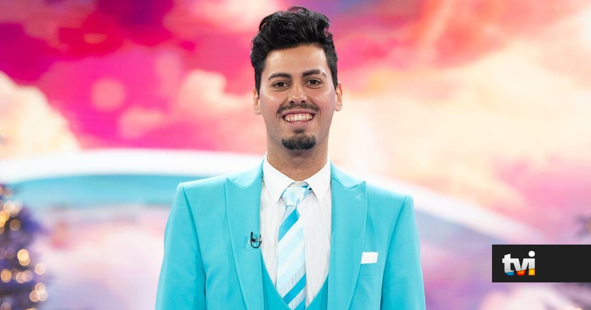 Bomba! Tem namorado há três anos e ninguém sabia: Leandro escondeu de todos o maior segredo - Primeira Companhia