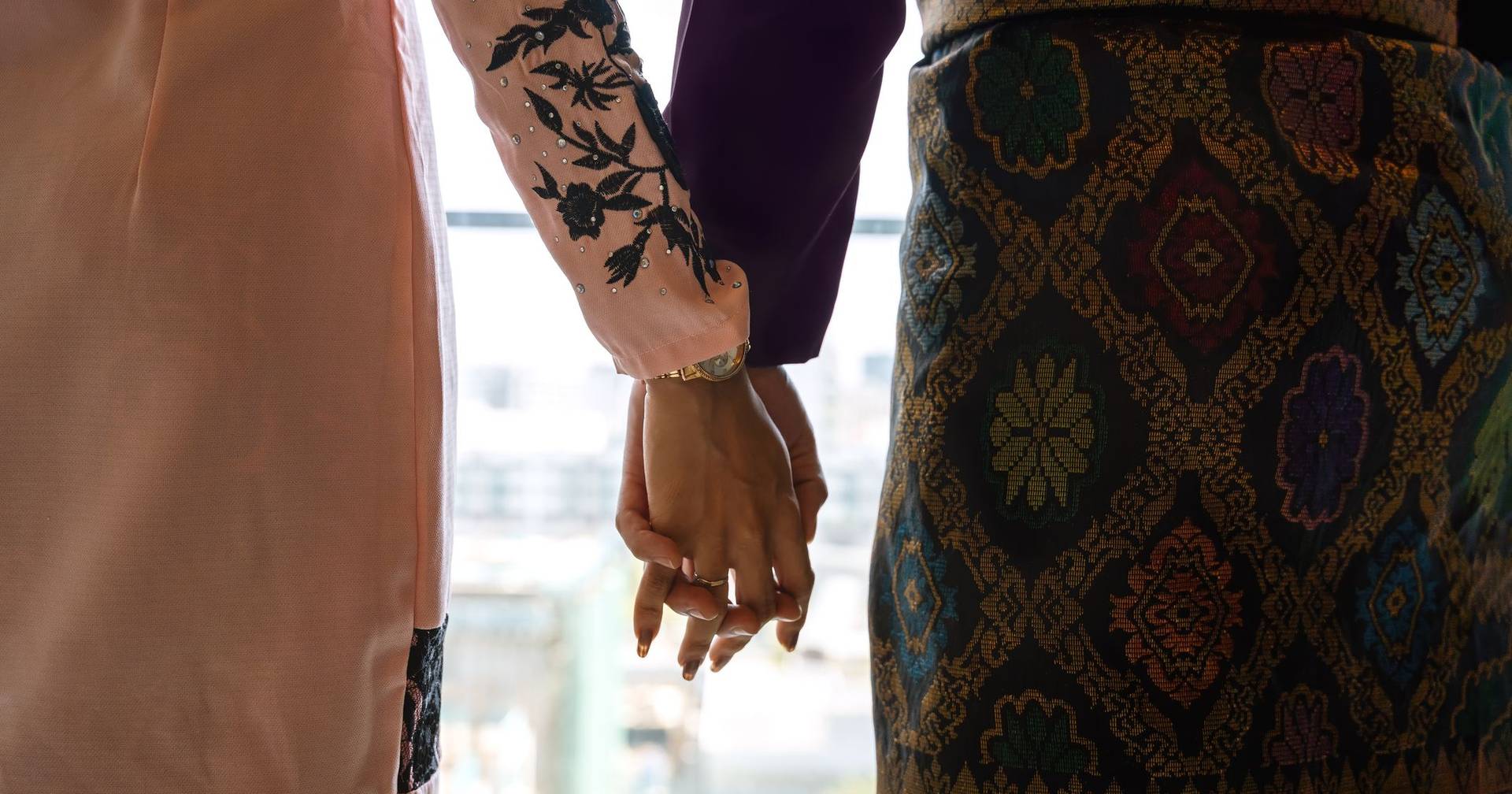 Casal indonésio açoitado 140 vezes por ter relações sexuais fora do casamento