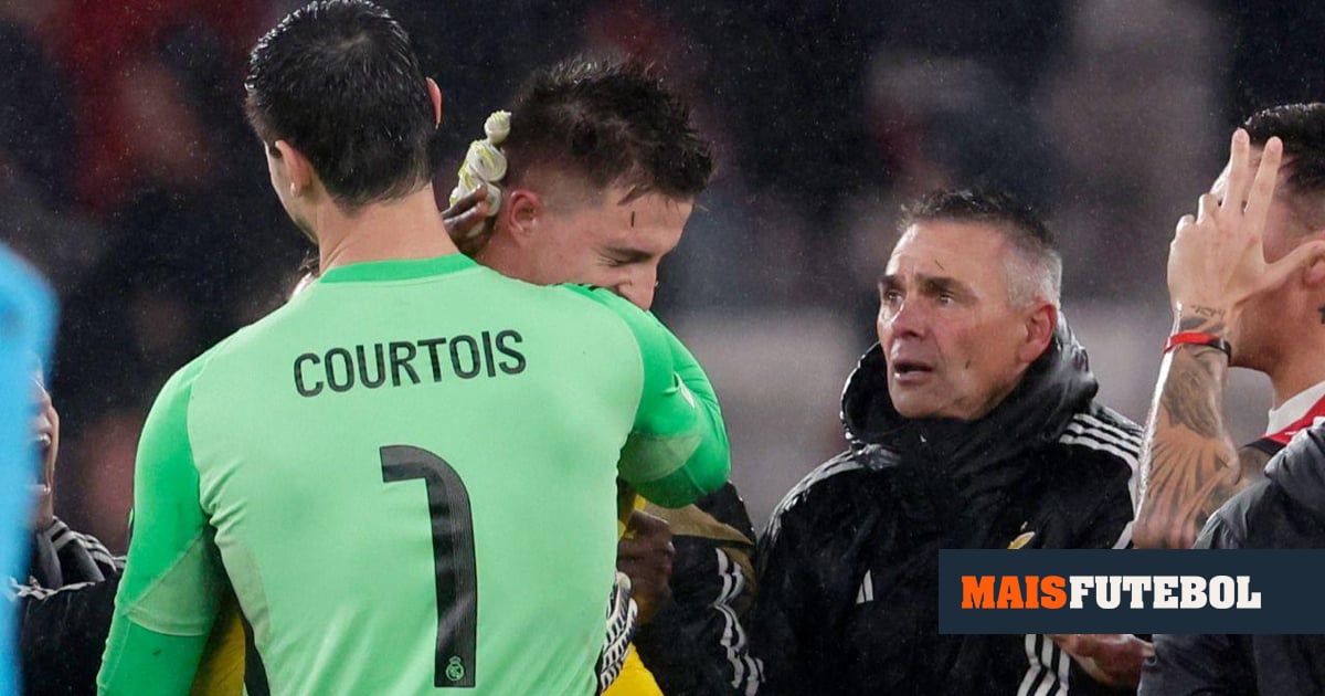 VÍDEO: Courtois «junta-se» aos festejos do Benfica e abraça Trubin