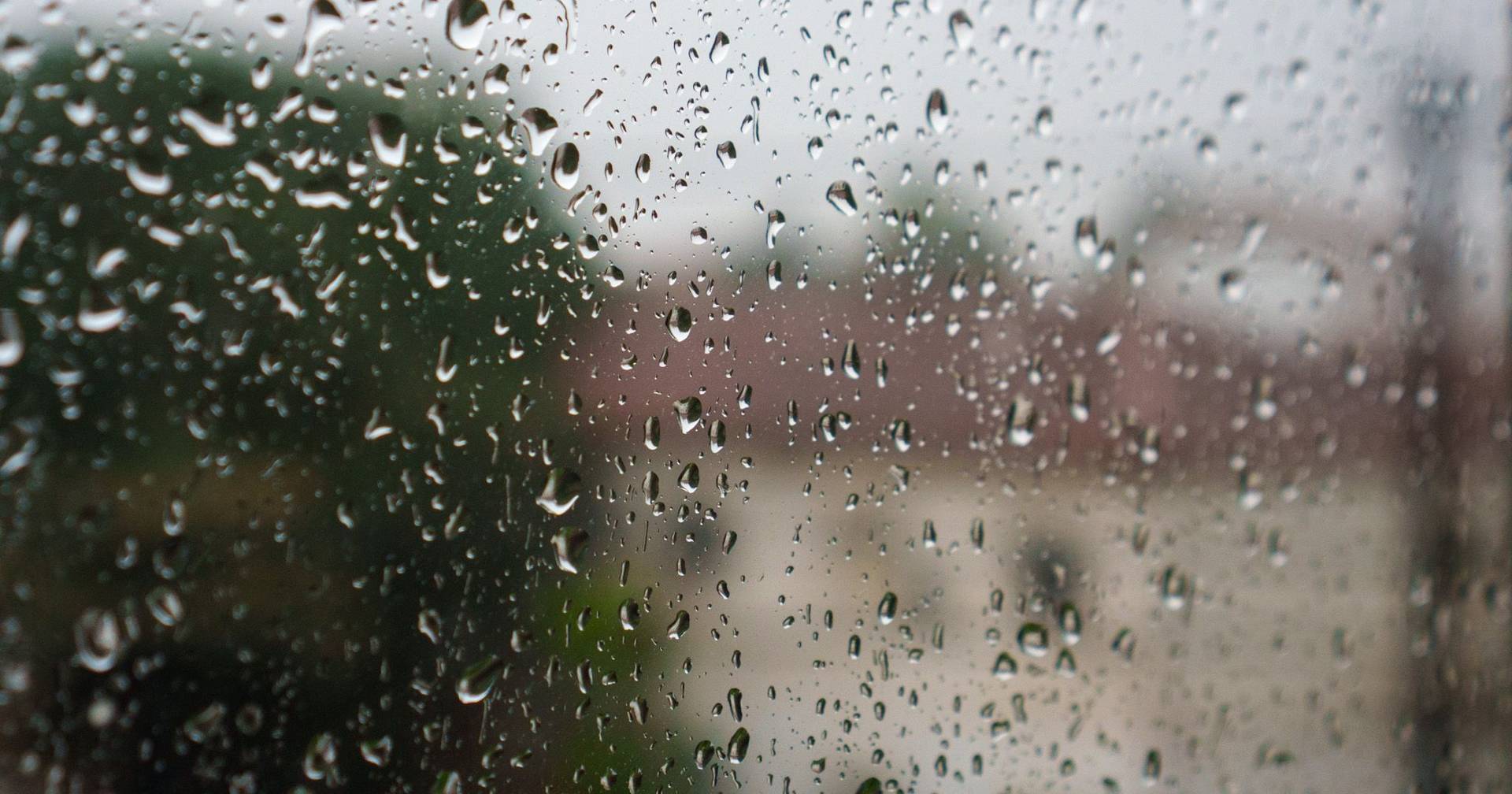 Vários distritos com avisos devido a chuva, vento, neve e agitação marítima