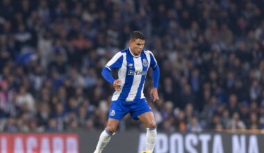 FC Porto: 'masterclass' de Thiago Silva no clássico
