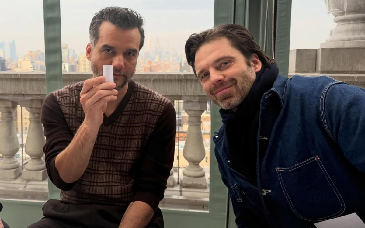 Wagner Moura e Kleber Mendonça Filho posam com astro da Marvel | Celebridades