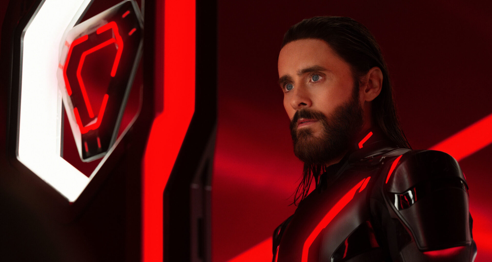 Ares", com Jared Leto, já está no Disney+ após desilusão nos cinemas