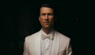 Glen Powell irá estrelar ficção científica do criador de Mr. Robot