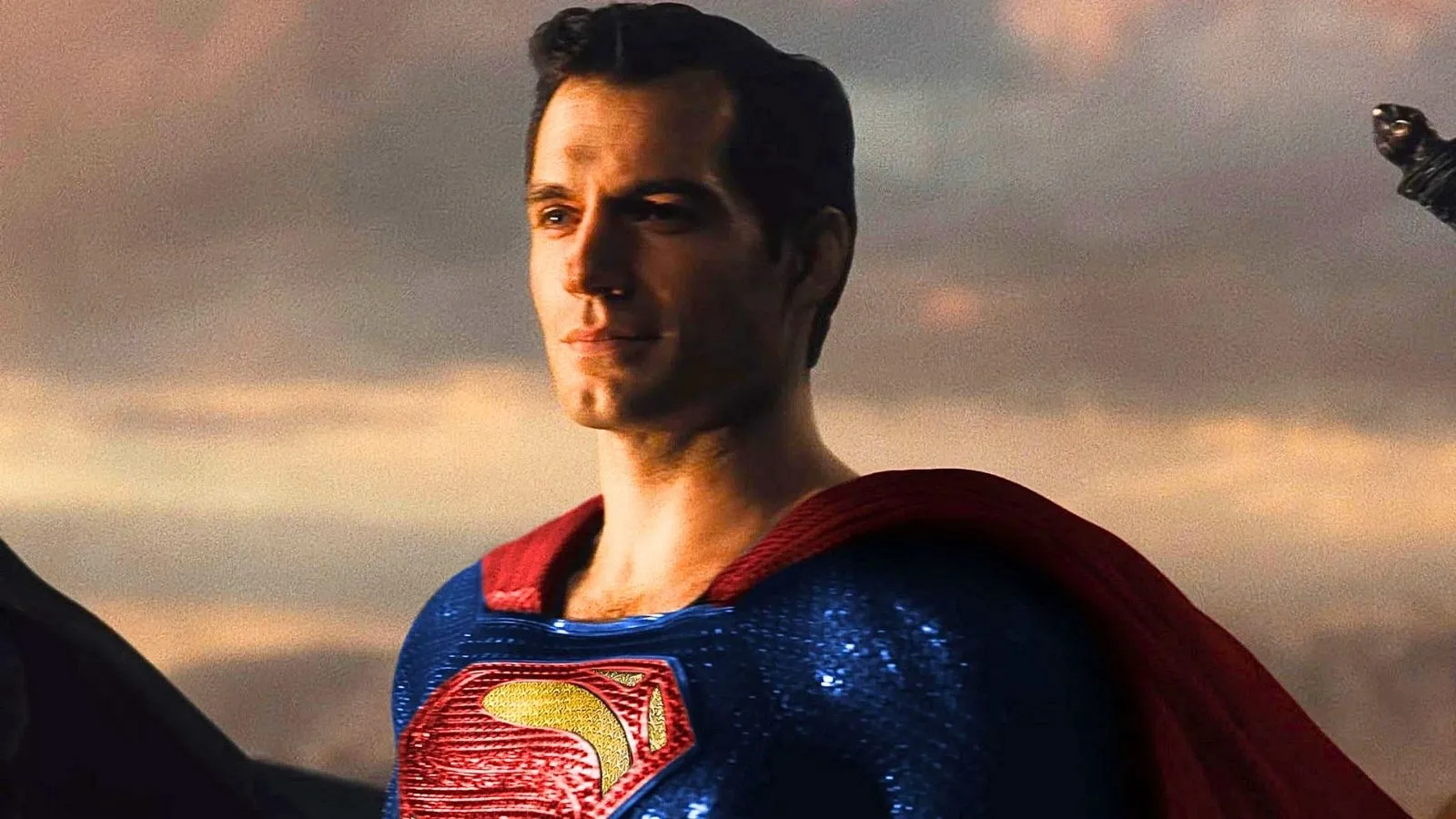 Zack Snyder revela raro registro de Henry Cavill como Superman: "Personificação da esperança"