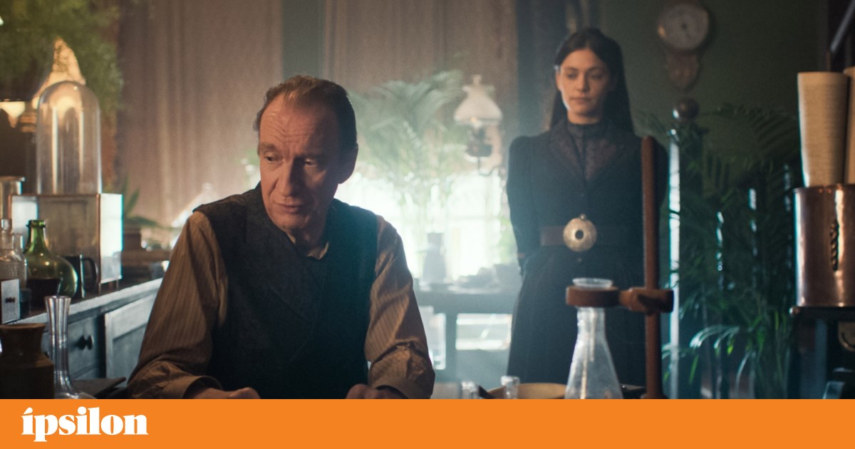 Segunda na TV: a dupla Sherlock & Filha entre imagens de Freddie Mercury | Televisão