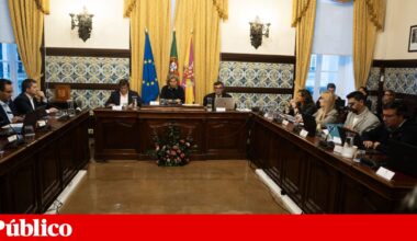 Chega perde vereadora que elegeu em Coimbra. Autarca quer exercer “mandato livre” | Autarquias