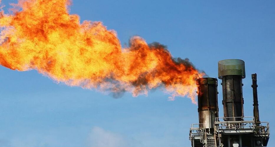 O dinheiro que os EUA podem ganhar com os barris de petróleo da Venezuela exigidos por Trump