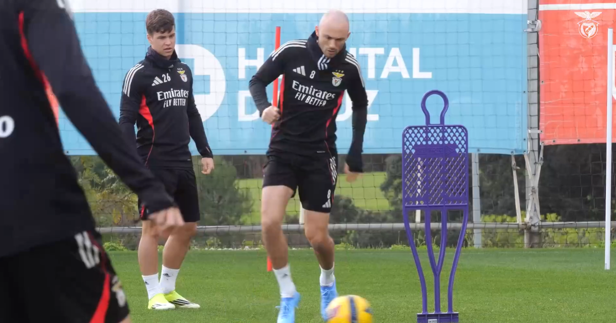 Benfica realiza último treino antes do Clássico no Dragão