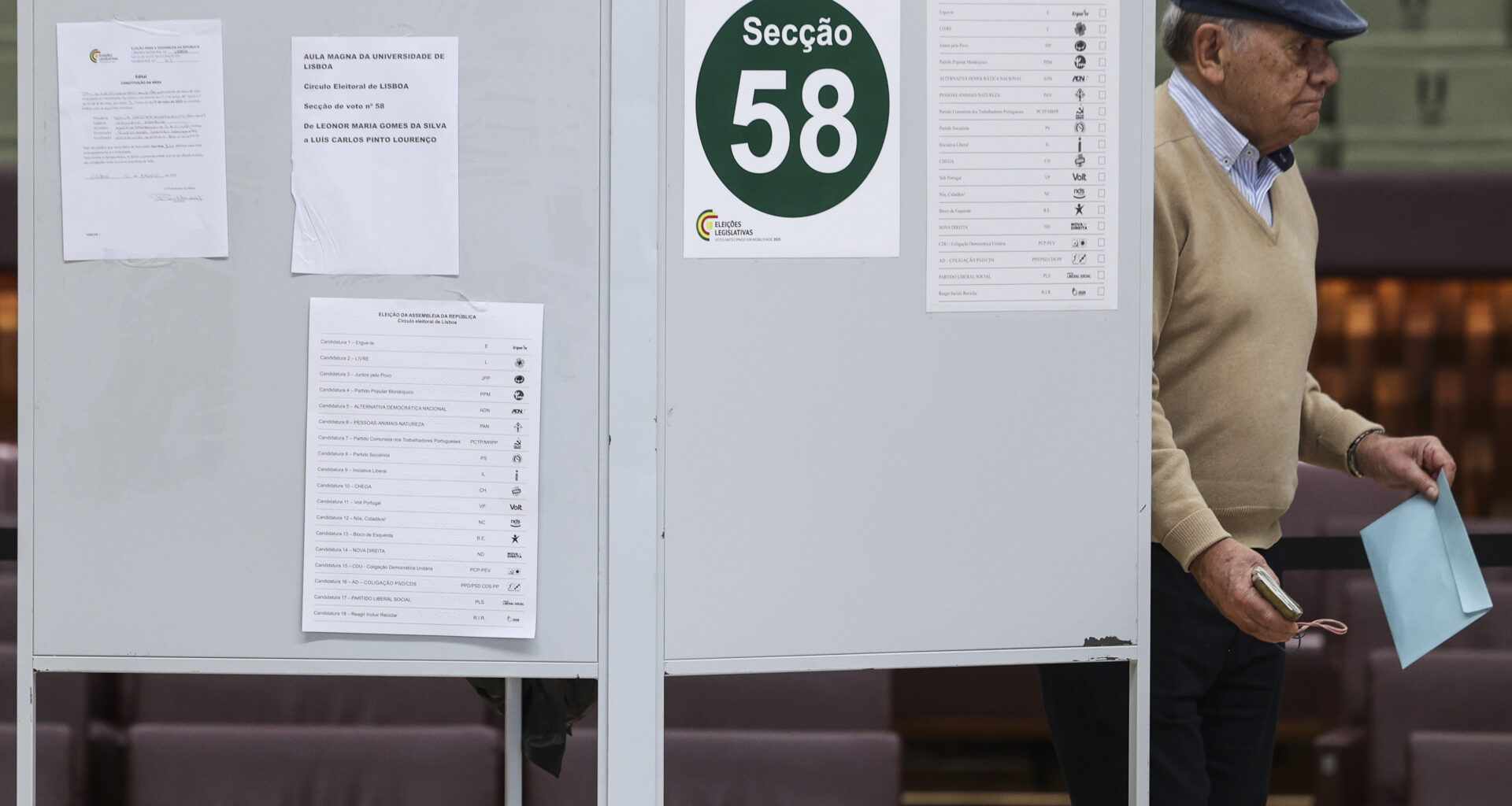 Mais de 218 mil eleitores votam antecipadamente. Entre eles Marcelo Rebelo de Sousa