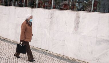 Portugal registou 1.265 casos de gripe na semana do Natal e excesso de mortalidade nos idosos