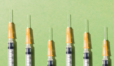 Dados preliminares indicam que só duas vacinas bateram a meta de cobertura em 2025 no Brasil