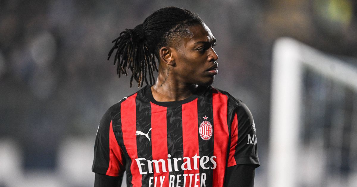 Rafael Leão queria bater penálti, mas Allegri trocou-lhe as voltas