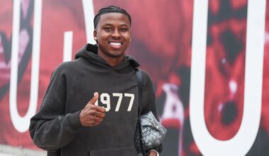 Benfica: Sidny inscrito, pode ser opção para o Estoril