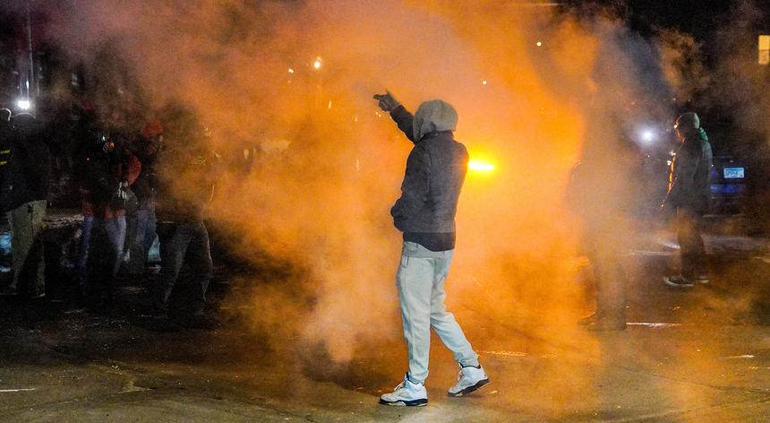 EUA. Trump ameaça mobilizar o exército para suprimir manifestações no Minnesota