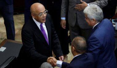 "Um sinal de paz". Venezuela anuncia libertação de presos estrangeiros