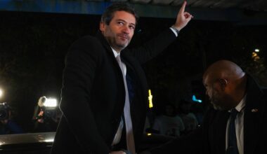 Tribunal rejeita suspensão da retirada de cartazes, Ventura fala em injustiça