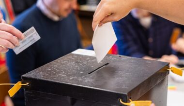 Voto antecipado. Mais de 218 mil eleitores podem escolher hoje o próximo presidente