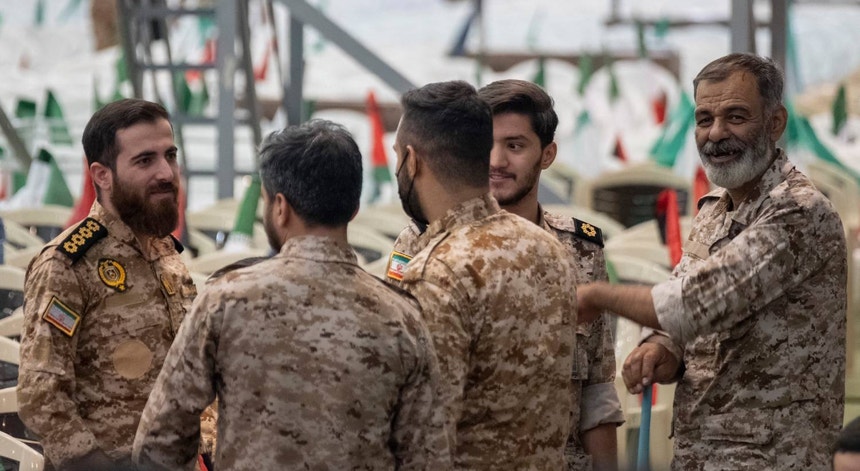 O que é e como opera a Guarda Revolucionária do Irão?