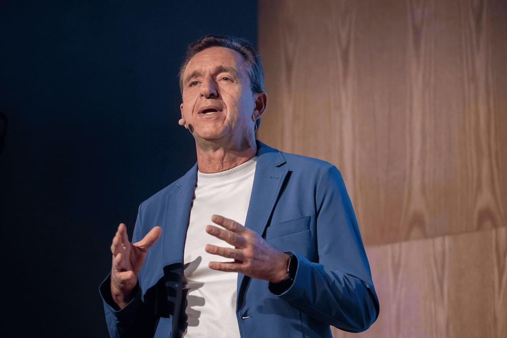 Sergio Buniac, chairman and president at Motorola Mobility Holdings Inc., speaks during a Motorola media preview event in New York, US, on Wednesday, April 23, 2025. Lenovo Group Ltd.'s Motorola brand launched a new Razr foldable phone lineup loaded with a suite of artificial intelligence assistants in a far-reaching overhaul of its portfolio that also includes new earbuds and a watch. Photographer: Michael Nagle/Bloomberg