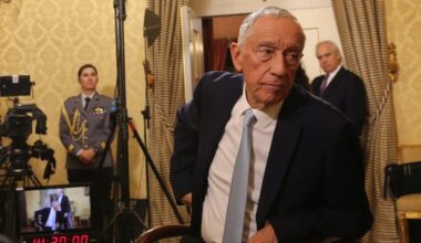 Atrasos no socorro. Marcelo pede explicações sobre mortes e adia decisão sobre ministra