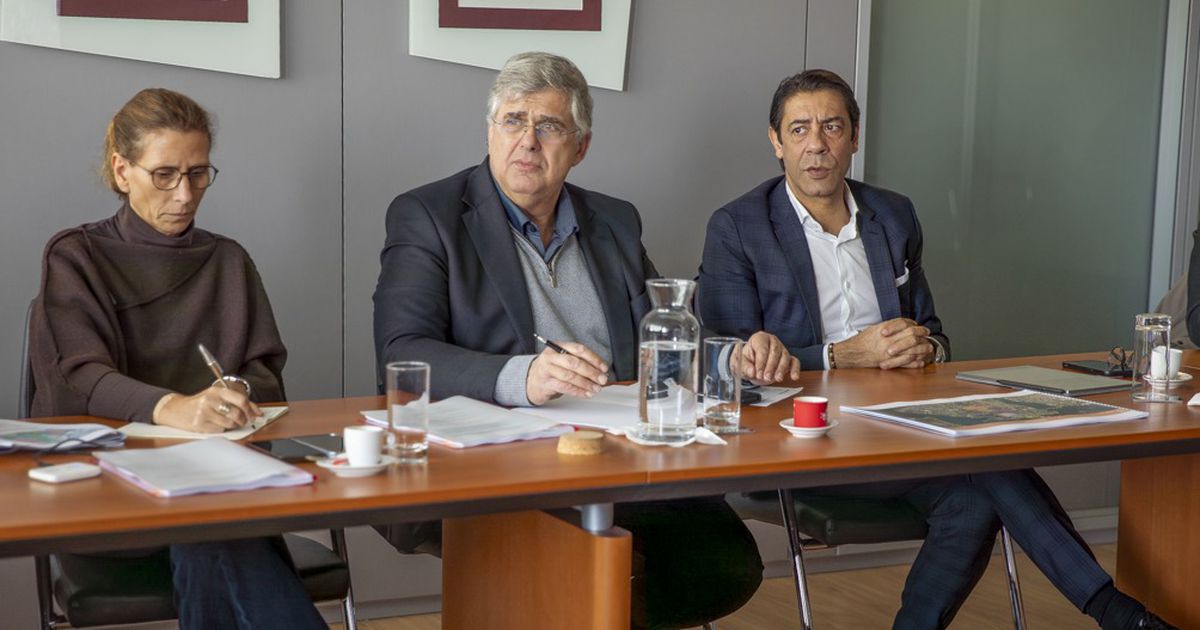 Benfica reuniu-se com autarquia do Seixal para discutir «projetos de desenvolvimento»