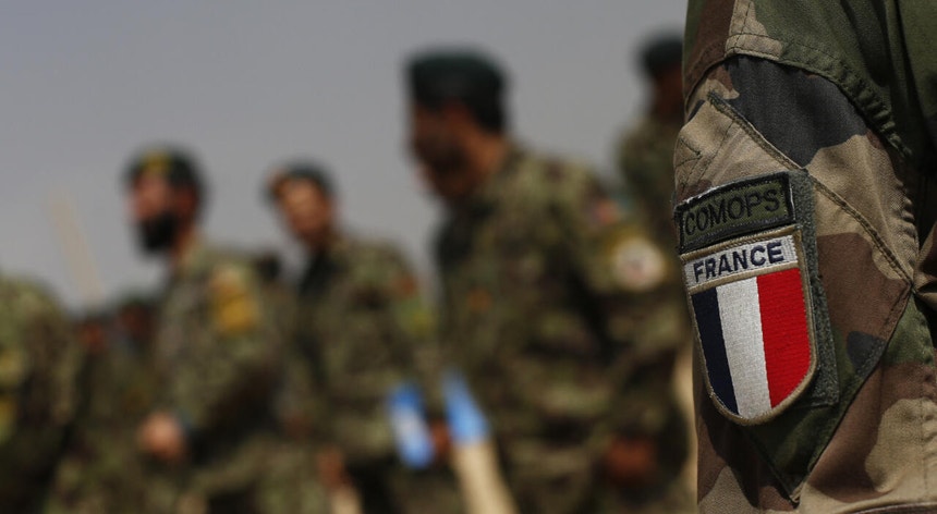 França começa recrutamento para serviço militar voluntário de dez meses