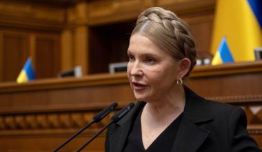 Ucrânia. Ex-primeira-ministra acusada de subornar deputados