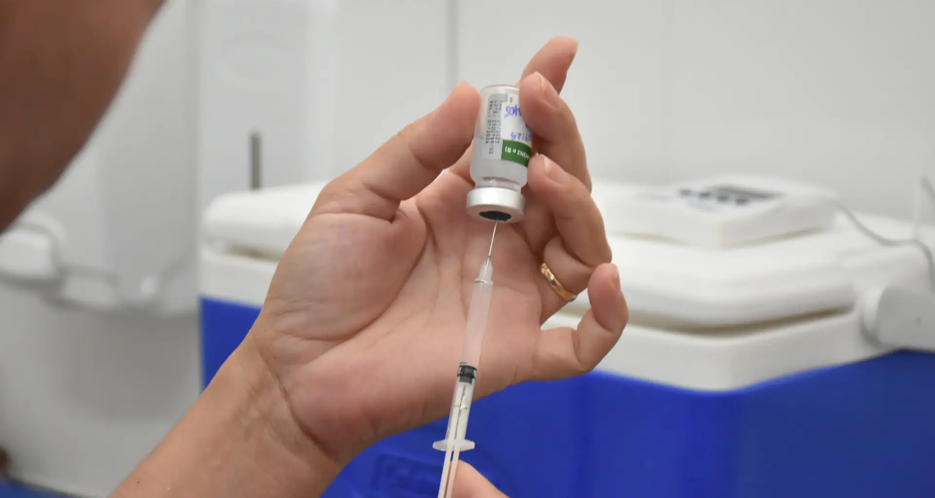 Botucatu antecipa vacinação contra a dengue e convoca população a se proteger