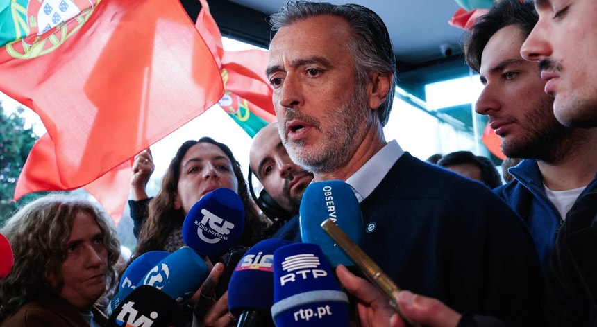 "Não há qualquer queixa sobre mim", diz Cotrim de Figueiredo