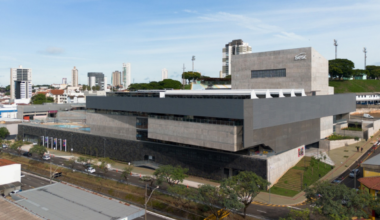 Sesc Franca, localizado na avenida Dr. Ismael Alonso y Alonso, em Franca