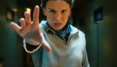 Stranger Things | Millie Bobby Brown lê cartas de despedida dos fãs