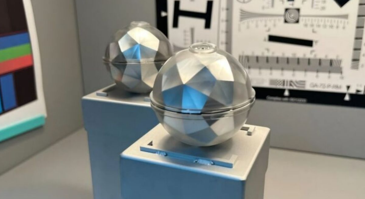 Japão revoluciona energia solar com painéis esféricos que aumentam produção em 70%