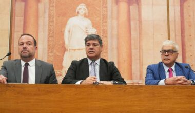 PS apela à união de todos os partidos contra as novas regras do subsídio de mobilidade